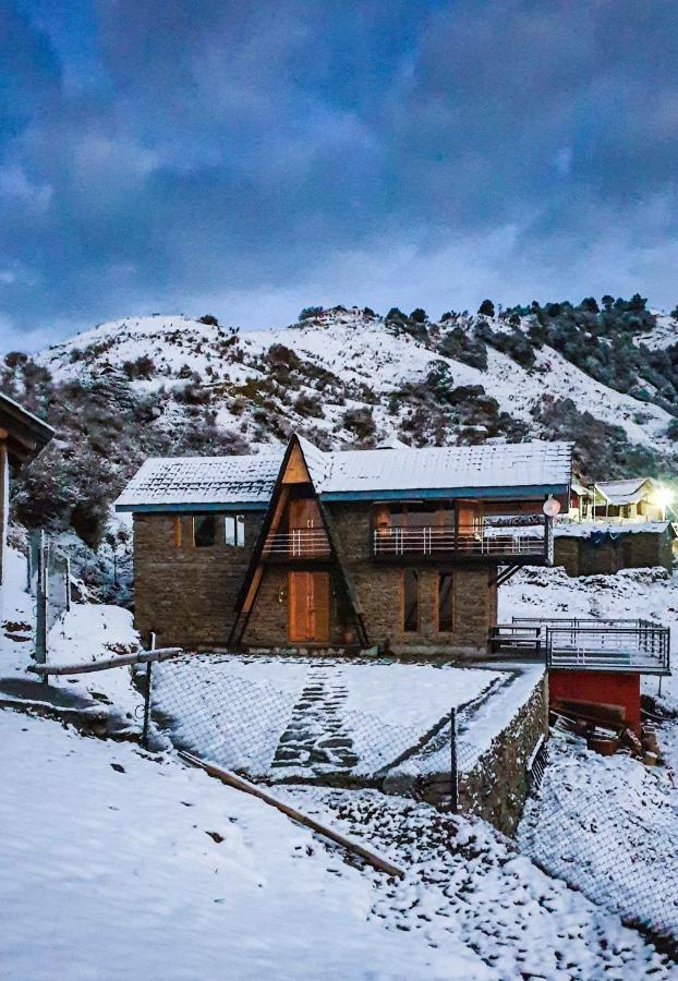 Griffons Cafe And Stay Dharamshala Esterno foto