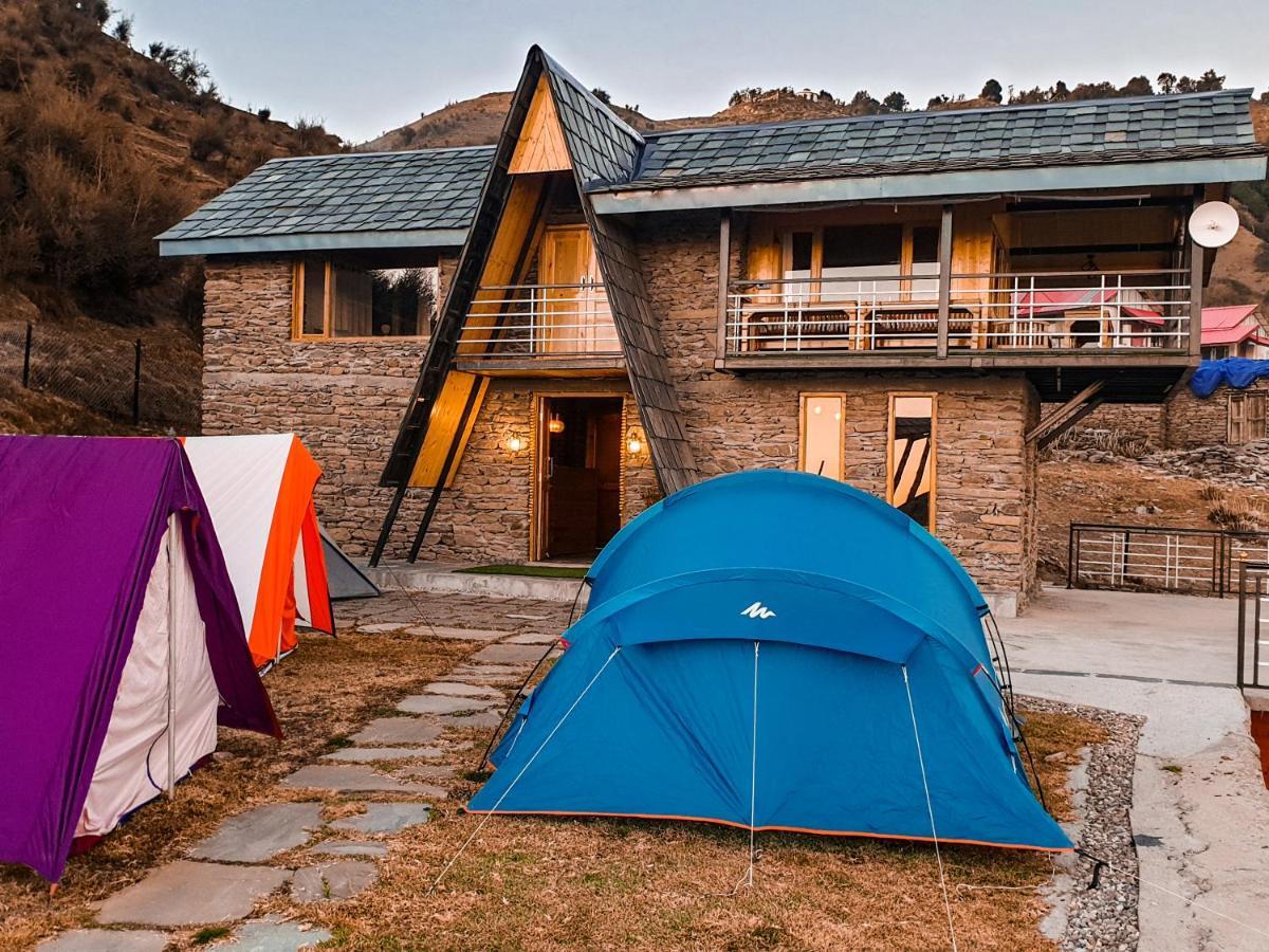 Griffons Cafe And Stay Dharamshala Esterno foto